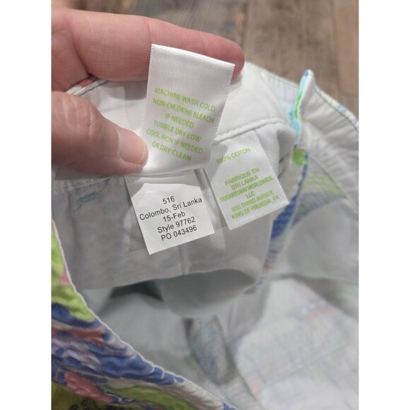 EUC! Lilly Pulitzer Conch Republic Buttercup Shorts 4 B13 - Picture 10 of 10